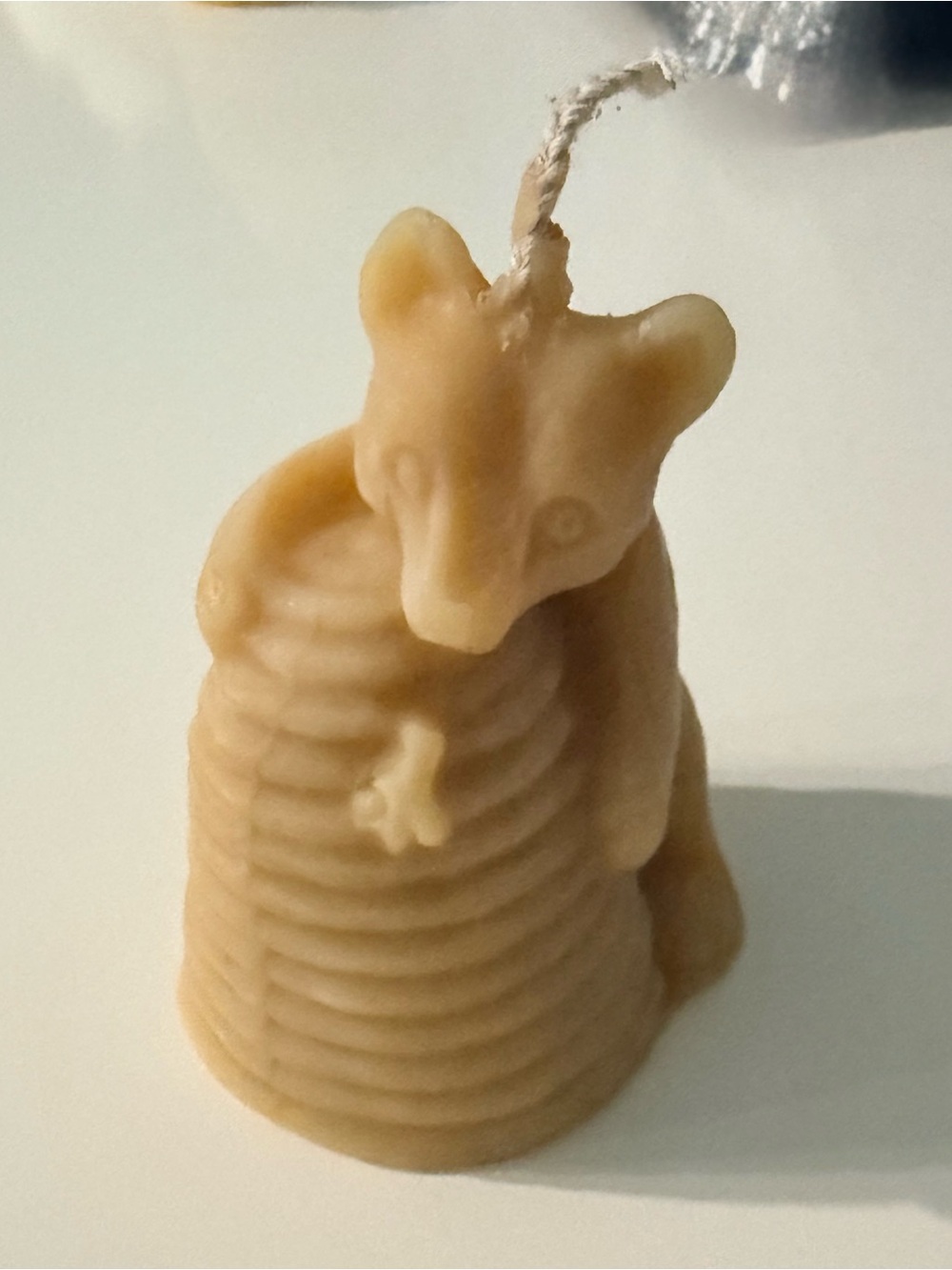Beeswax Beehive Shaped Candle - Natural Honey Color - Picture 2 of 2